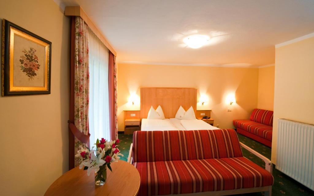Hotel Hammerwirt - Forellenhof 운테르타우언 객실 사진